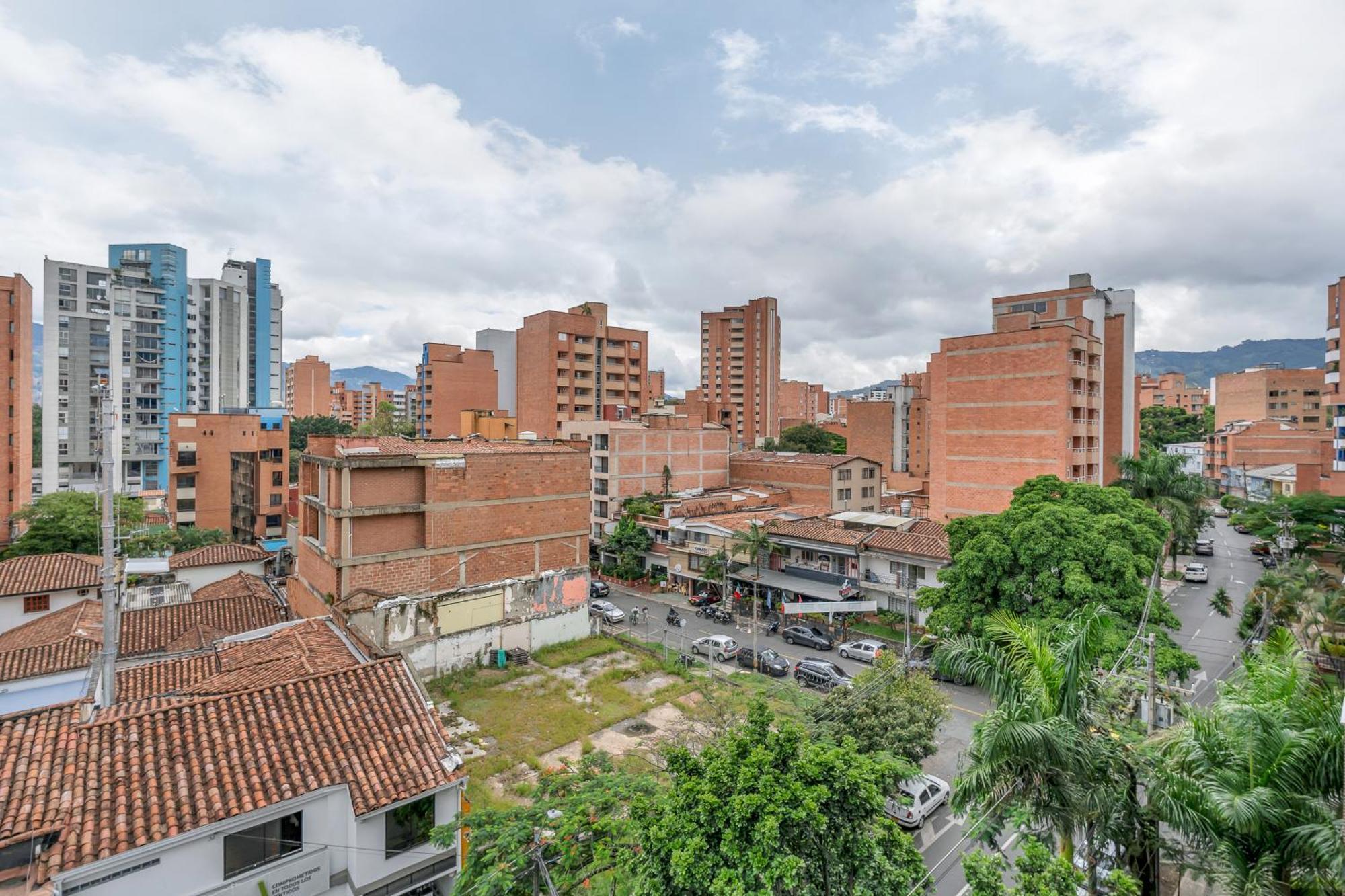 Apartamentos Housy Laureles Μεντεγίν Εξωτερικό φωτογραφία